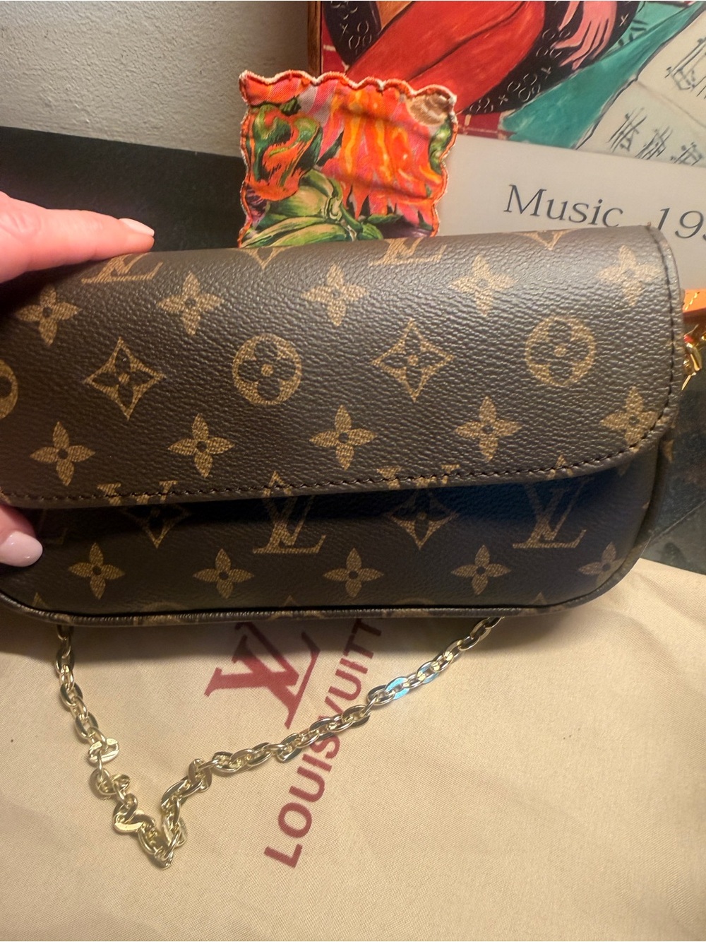 Source Unknown Brown Monogram Crossbody Bag with Gold Chain